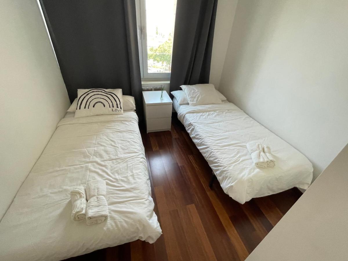 סנט אדריה דה בסוס Forum De Barcelona Sea View Apartment With Garage Parking מראה חיצוני תמונה